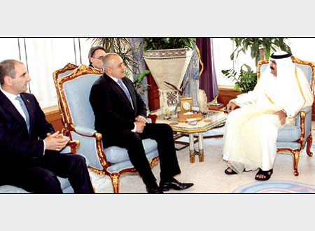 أمير قطر يستقبل رئيس وزراء بلغاريا