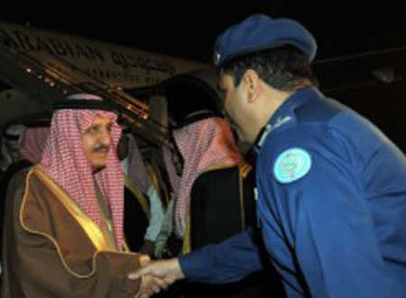الأمير أحمد يصل الرياض 