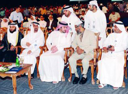 بن راشد يشهد افتتاح مؤتمر دبي العالم للسلام