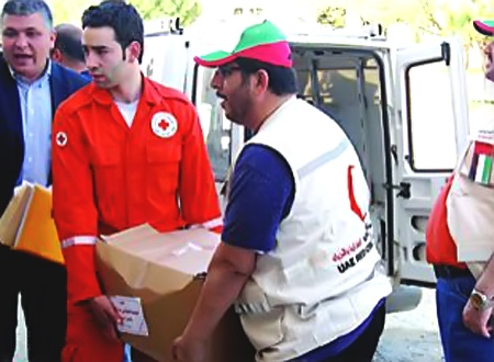 &laquo;الهلال الأحمر&raquo; تقدم مساعدات طبية عاجلة للسوريين في لبنان