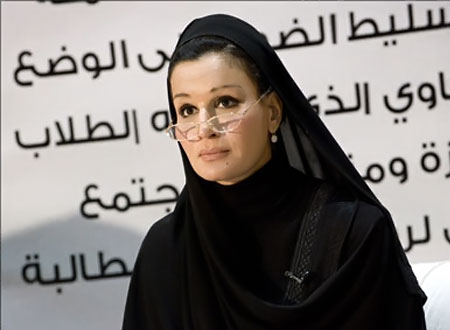الشيخة موزة بنت ناصر تسعى لتعليم 61 مليون طفل
