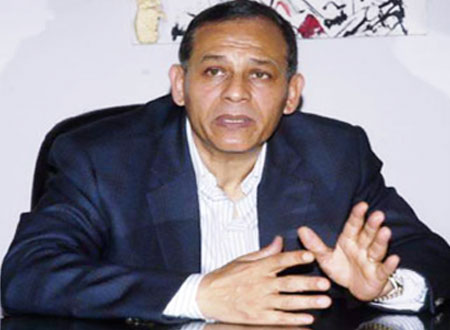 السادات يتقدم ببلاغ للنائب العام ضد &quot;المصري اليوم&quot;