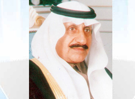 أمير منطقة الحدود الشمالية يعزي القثمي 