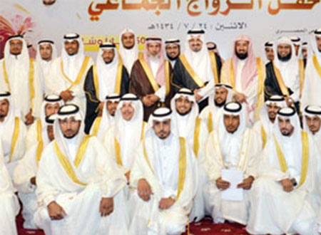 700 ألف إعانة زواج لـ 75 شابا في عسير