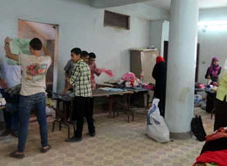 شباب فرسان تنظم معرضا للملابس بالقناطر الخيرية