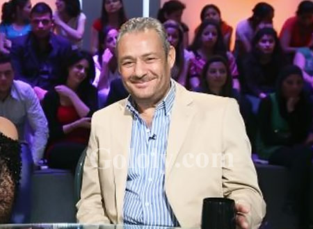 فاروق الفيشاوي يتجول بين الآثار في أول برومو من &laquo;القط&raquo;.. فيديو