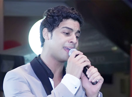 بالصور.. الحفل الرابع لنجم &laquo;Arab Idol&raquo; أحمد جمال في بورتو مارينا