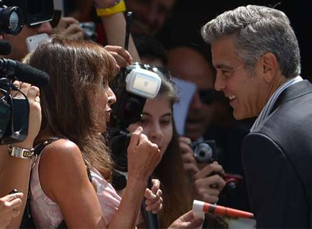 صور.. جورج كلوني يفتتح مهرجان فينيسا السينمائي