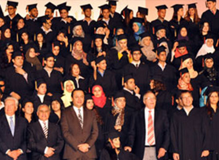 الجامعة الألمانية بالقاهرة تحتفل بخريجيها  
