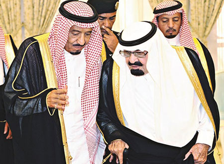 الملك ينيب ولي العهد للإشراف على الحج