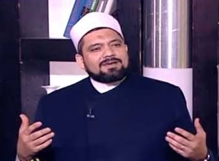 محمد وسام خضر: القرضاوي يتحدث عن واقع لا وجود له