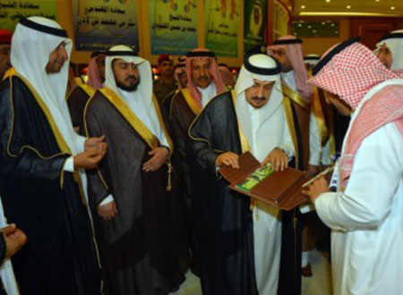 أمير القصيم يفتتح مهرجان عنيزة الثقافي ومركز الأميرة نورة