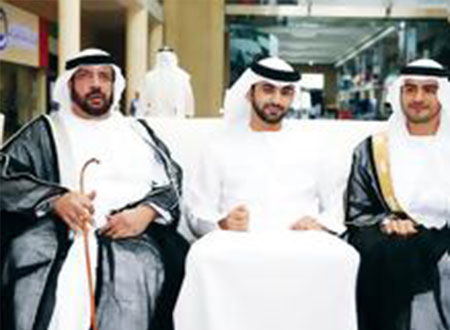 منصور بن محمد يحضر أفراح المهيري والشامسي