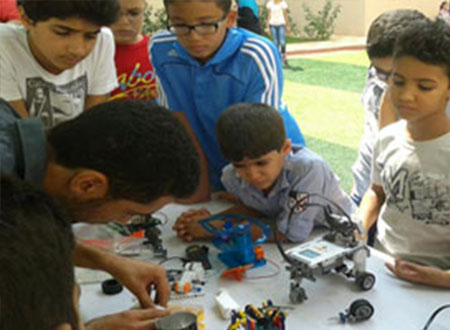 «أكاديمو» تنظم مهرجان العلوم والفنون