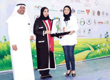 المشروعات ترعى مهرجان الطفل الثاني 