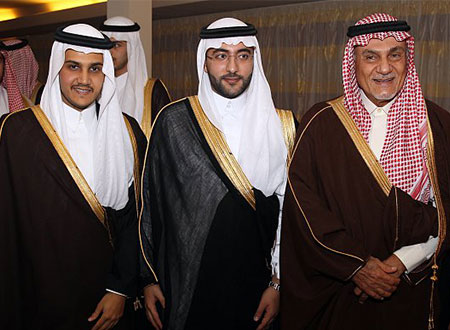 السديري يحتفل بزفاف كريمته لعبد العزيز العذل