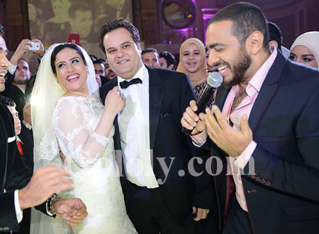 صور.. تامر حسني بصحبة سامو زين في حفل زفاف ابن شقيق محسن جابر