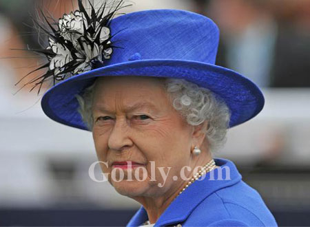 شبيهة الملكة إليزابيث الثانية تعتزل التمثيل بعد 42 عامًا.. صور