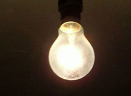 134 عامًا مرت على اختراع إيدسون للمصباح الكهربائى