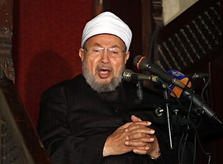 يوسف القرضاوي رئيسًا للاتحاد العالمي لعلماء المسلمين بالتزكية