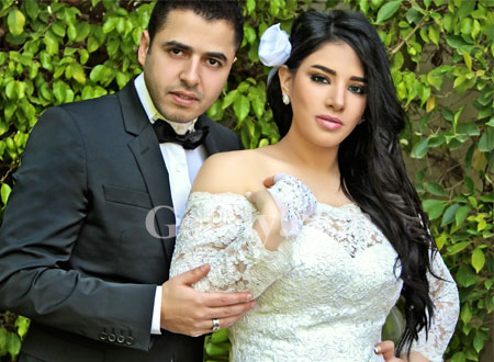 بالصور.. مروة نصر تحتفل بعيد زواجها في فستان الزفاف