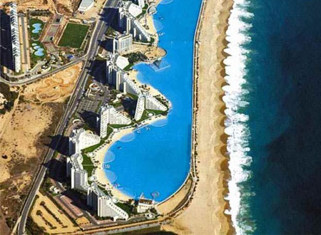 أكبر حوض سباحة في العالم بتكلفة مليار دولار!