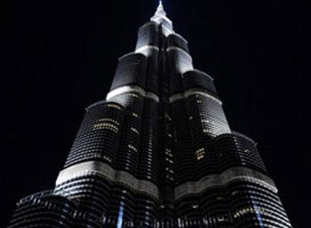 إطفاء أنوار برج خليفة لمبادرة &quot;ساعة الأرض&quot;