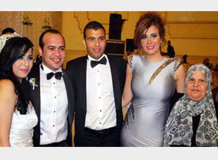 زفاف شقيق كابتن عماد متعب في حفل عائلي