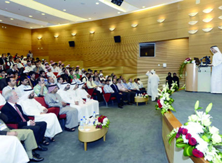 ‬400 طالب في ماراثون المعلومات بجامعة الإمارات