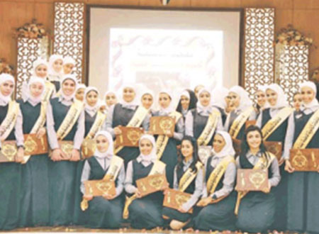 فاطمة بنت الوليد احتفت بمتفوقاتها