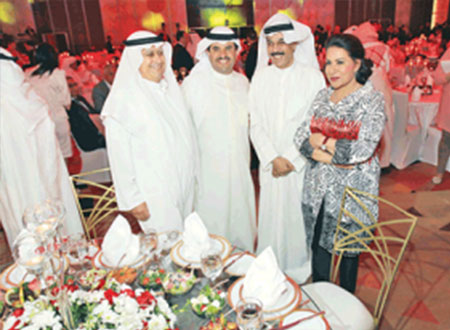 سلمان الحمود يشارك الأنباء احتفالها الـ 38 