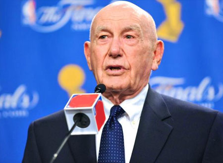 وفاة نجم السلة الأمريكي جاك رامسي