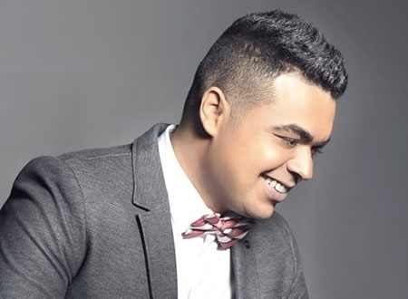 محمد رجبي يسجل «إزاى كده»