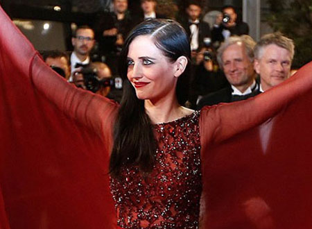 إيفا جرين تجذب عدسات الموصورين في عرض &laquo;The Salvation&raquo; في &laquo; كان &raquo;.. صور