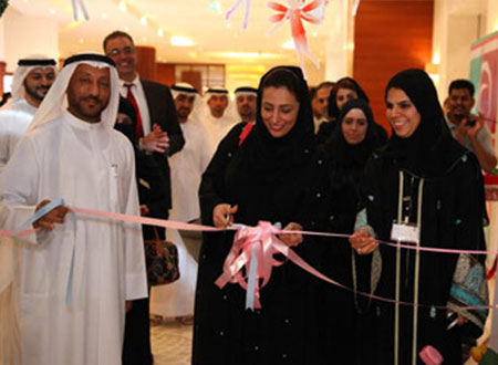 بدور القاسمي تفتتح حضانة في &laquo;غرفة الشارقة&raquo;
