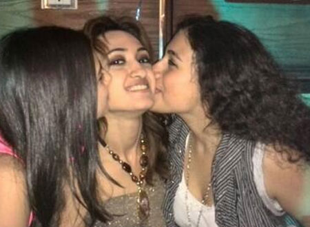 زينب أسامة تحتفل بعيد ميلادها للمرة الثانية في مصر.. صور