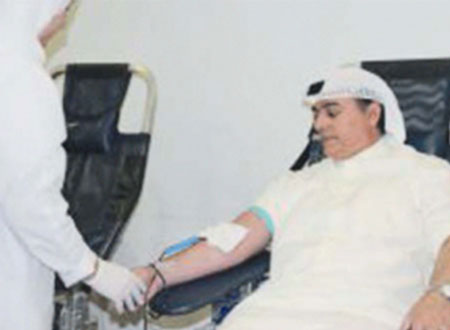 حملة للتبرع بالدم في بنك الائتمان الكويتي 