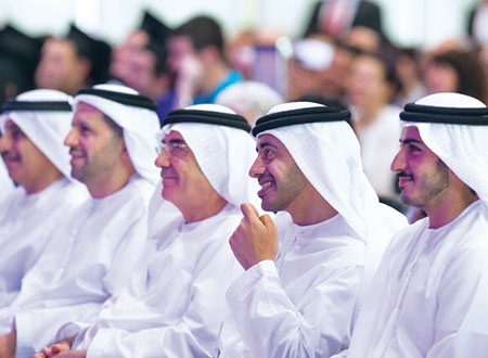 عبدالله بن زايد يشهد تخريج الدفعة الأولى من طلاب الماجستير