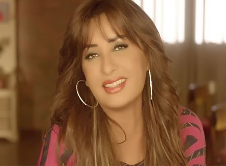 لطيفة: لا علاقة لي بالنظام السابق وحبي لمصر أكبر من أي شيء