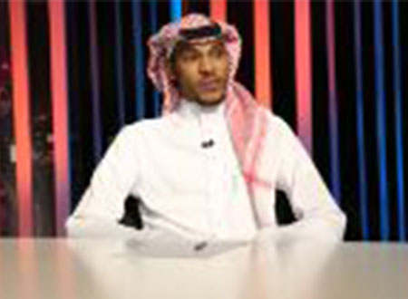 برنامج سعودي يجمع لاعب بأمه بعد حرمان 30 عاما.. صور وفيديو