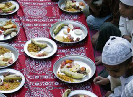 &laquo;العالم بيتى&raquo; تستعد لإقامة مائدة رحمن رمضانية بـالإمام الشافعى 