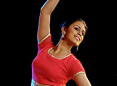 الثقافى الهندى ينظم دورة لتعليم رقصة الكاتاك 