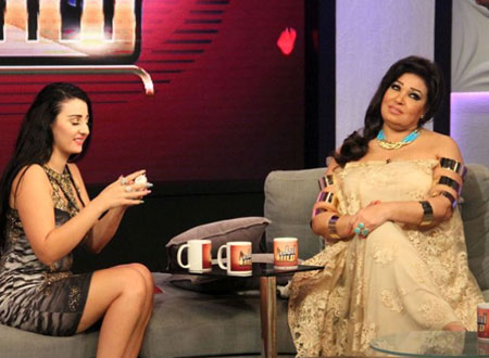 صافيناز تزلزل &laquo;أحلى مسا&raquo; برقصاتها مع محمود الليثي.. صور 