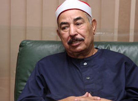 محمود الطبلاوي: مبارك كان طيبًا وحاشيته أساءت إليه
