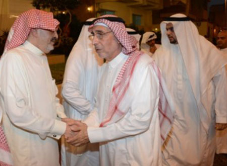 آل بلخي وآل عقيل يتلقون العزاء في الشريفة علوية