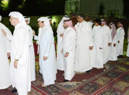 آل نصيف يتلقون التعازي في فقيدهم طارق