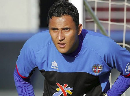 كيلور نافاس يكسر أسطورة اليونان ويقود بلاده للتأهل.. شاهد