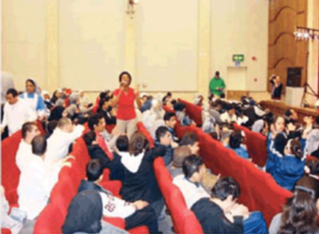 حفل موسيقي لأبناء رعاية المعاقين