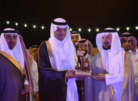 شعر ونثر ينعش ليالي مهرجان &laquo;محايل أدفأ&raquo;