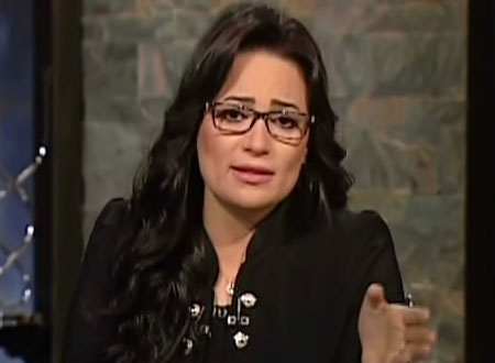 رانيا بدوي تنهار باكية على الهواء.. فيديو